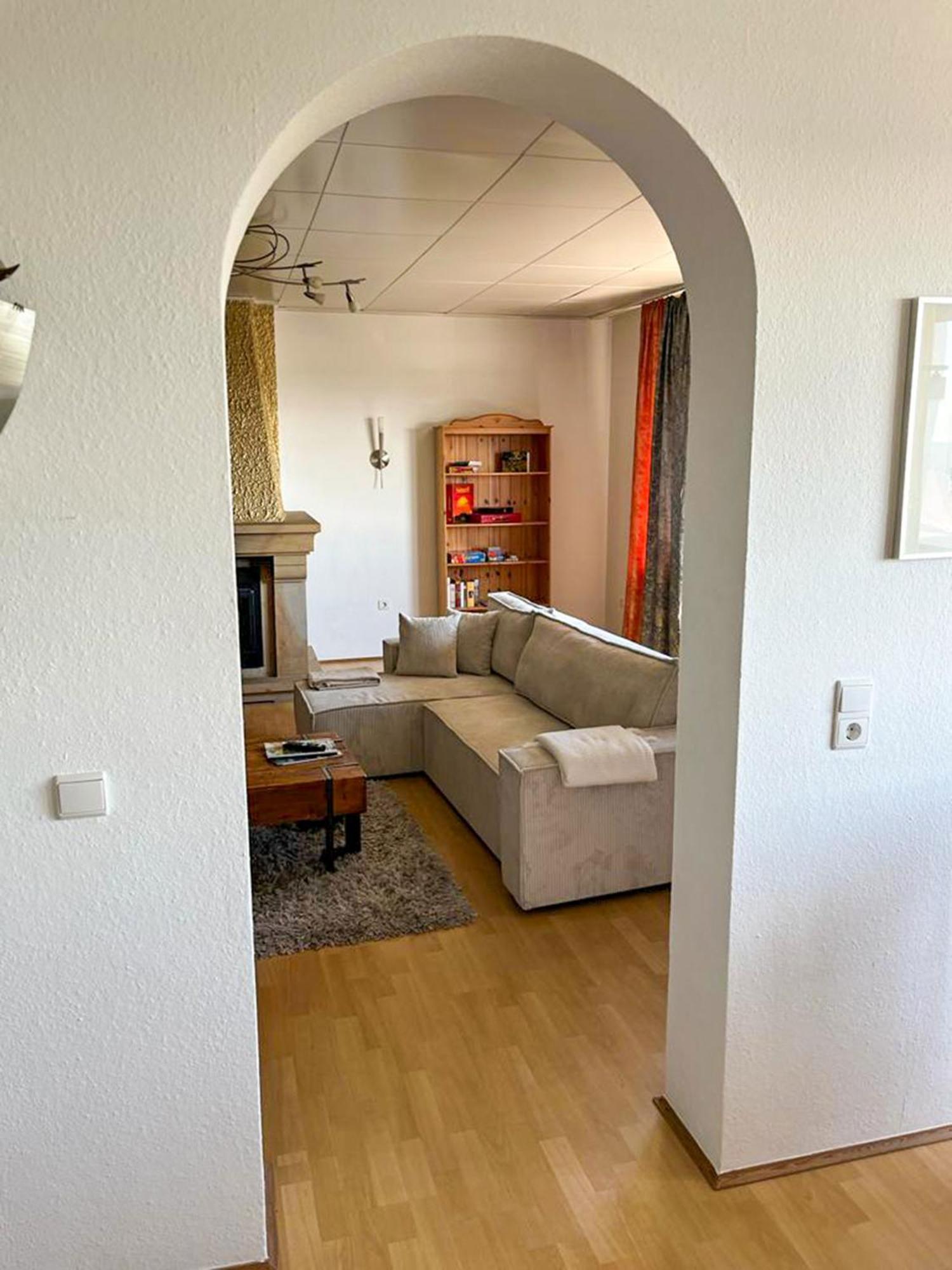 Hotel Zum Burggraf Neuleiningen エクステリア 写真